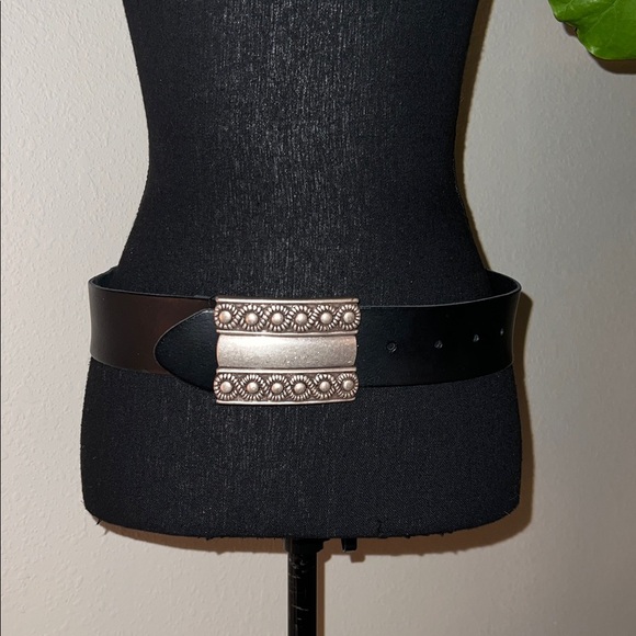 ESCADA Women’s Brushed Silver Floral Buckle with Wide Black Leather Belt VTG main image 10